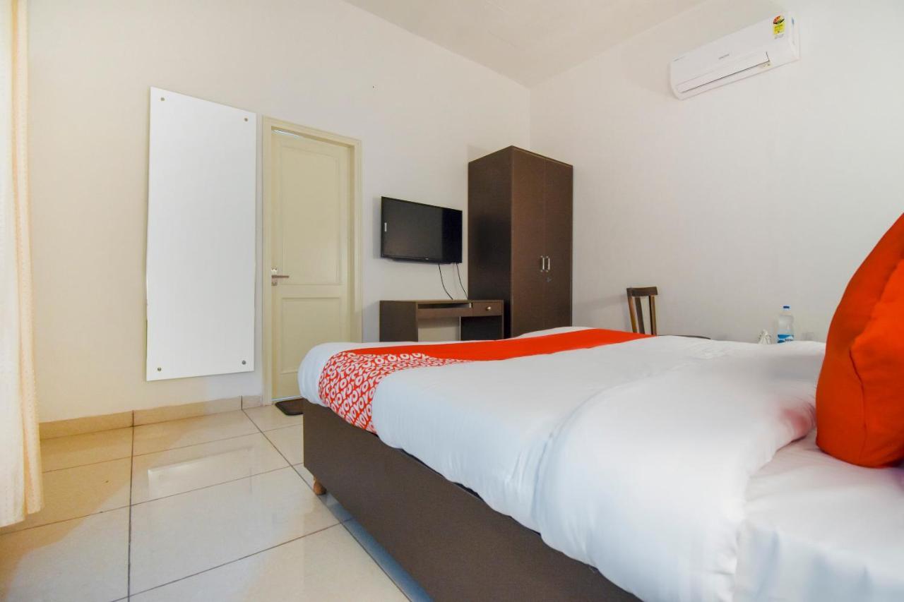 Hotel Oyo 75460 Sky High Residency Ludhiana Exterior foto