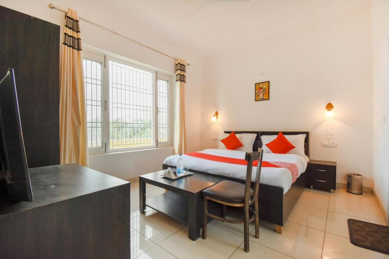 Hotel Oyo 75460 Sky High Residency Ludhiana Exterior foto
