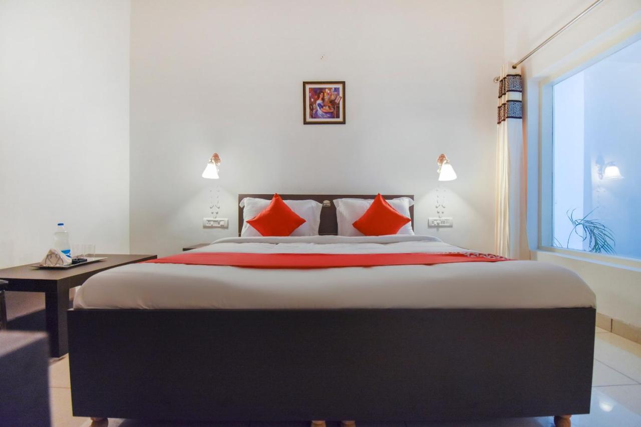 Hotel Oyo 75460 Sky High Residency Ludhiana Exterior foto